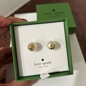 NEW Kate Spade Oversized Pearl Logo Earrings